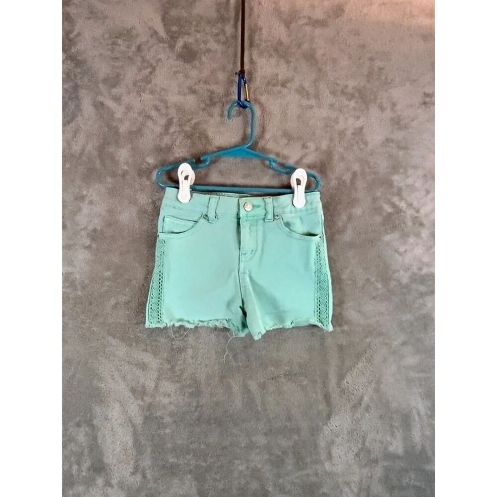 Girls Cat and Jack Mint Shorts Size 6/6X